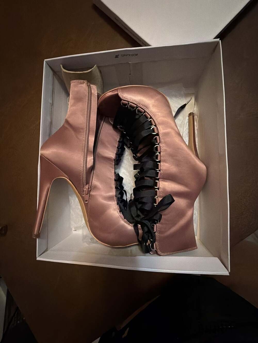 Steve Madden Fuego Blush Satin Bootie Size 8.5